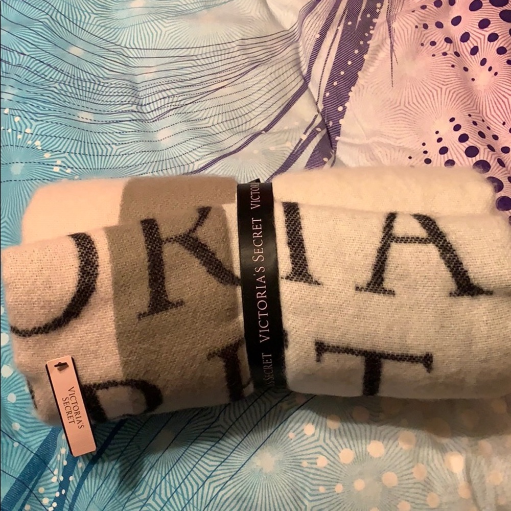 Victoria’s Secret Throw Blanket
